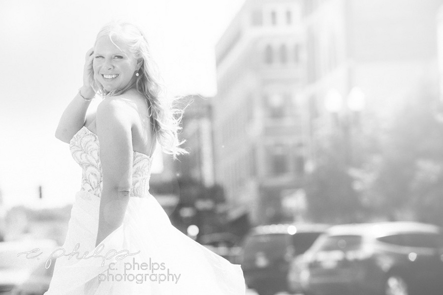  : weddings : The most amazing senior picture experience in Omaha, Nebraska, Iowa, Wisconsin, Missouri and South Dakota