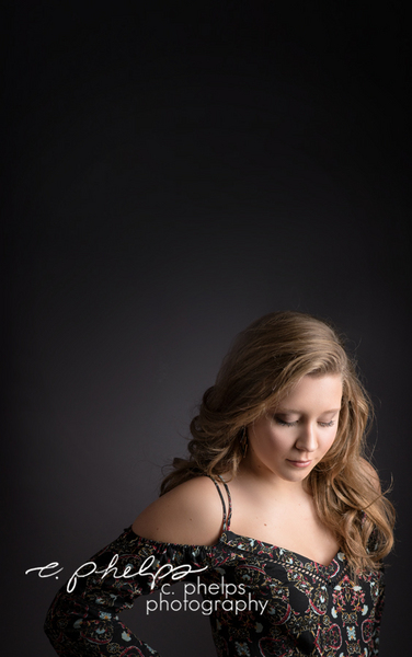 Girls Senior Portrait
Hair and Makeup: c. phelps