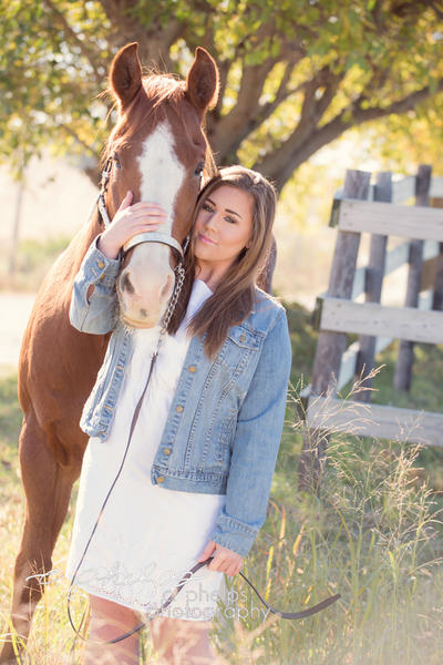 Girls Senior Portrait
Hair and Makeup: c. phelps