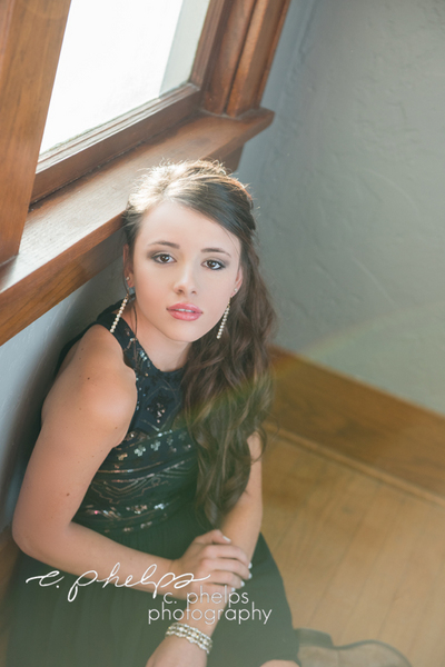 Girls Senior Portrait
Hair and Makeup: c. phelps