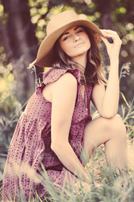 Girls Senior Portrait
Hair and Makeup: c. phelps