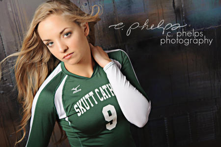 Girls Senior Portrait
Hair and Makeup: c. phelps