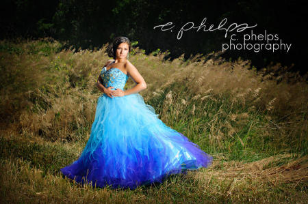 Girls Senior Portrait
Hair and Makeup: c. phelps