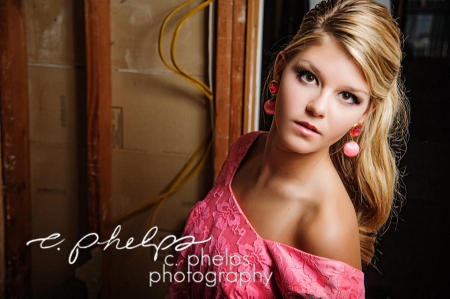 Girls Senior Portrait
Hair and Makeup: c. phelps
