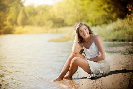 Girls Senior Portrait
Hair and Makeup: c. phelps