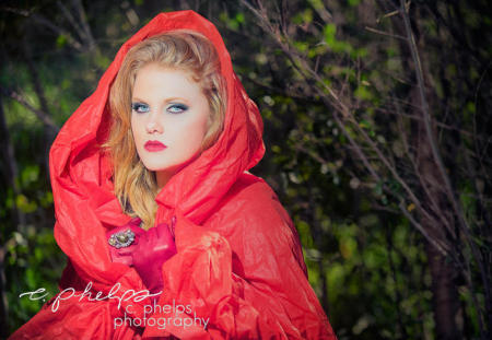 Girls Senior Portrait
Hair and Makeup: c. phelps