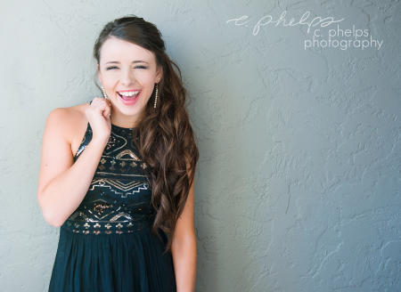 Girls Senior Portrait
Hair and Makeup: c. phelps