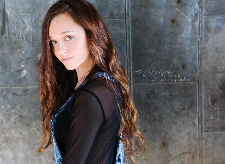 Girls Senior Portrait
Hair and Makeup: c. phelps