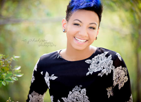 Girls Senior Portrait
Hair and Makeup: c. phelps