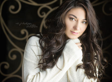 Girls Senior Portrait
Hair and Makeup: c. phelps
