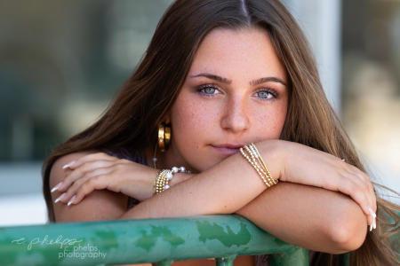 Girls Senior Portrait
Hair and Makeup: c. phelps